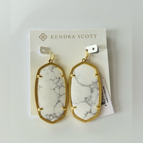 Kendra Scott Marble and Gold Danielle Earrings - Picture 4 of 5